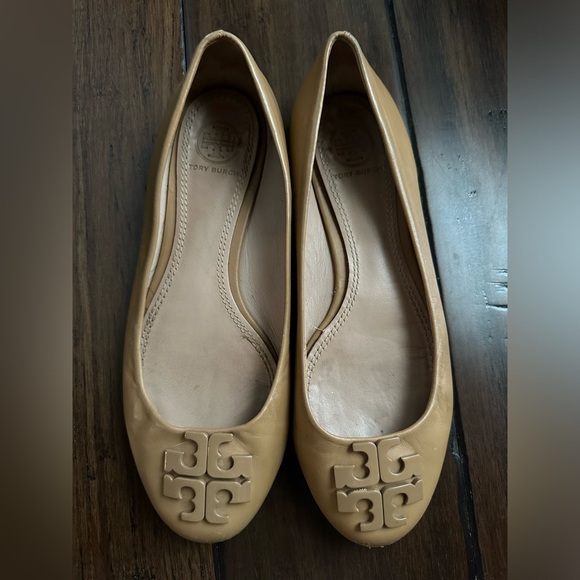 Tory Burch Tan Ballet Flat - Picture 1 of 4
